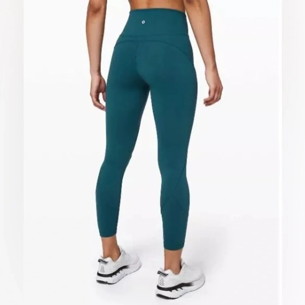 Lululemon In Movement leggings Everlux Bermuda Teal Women's Size 4